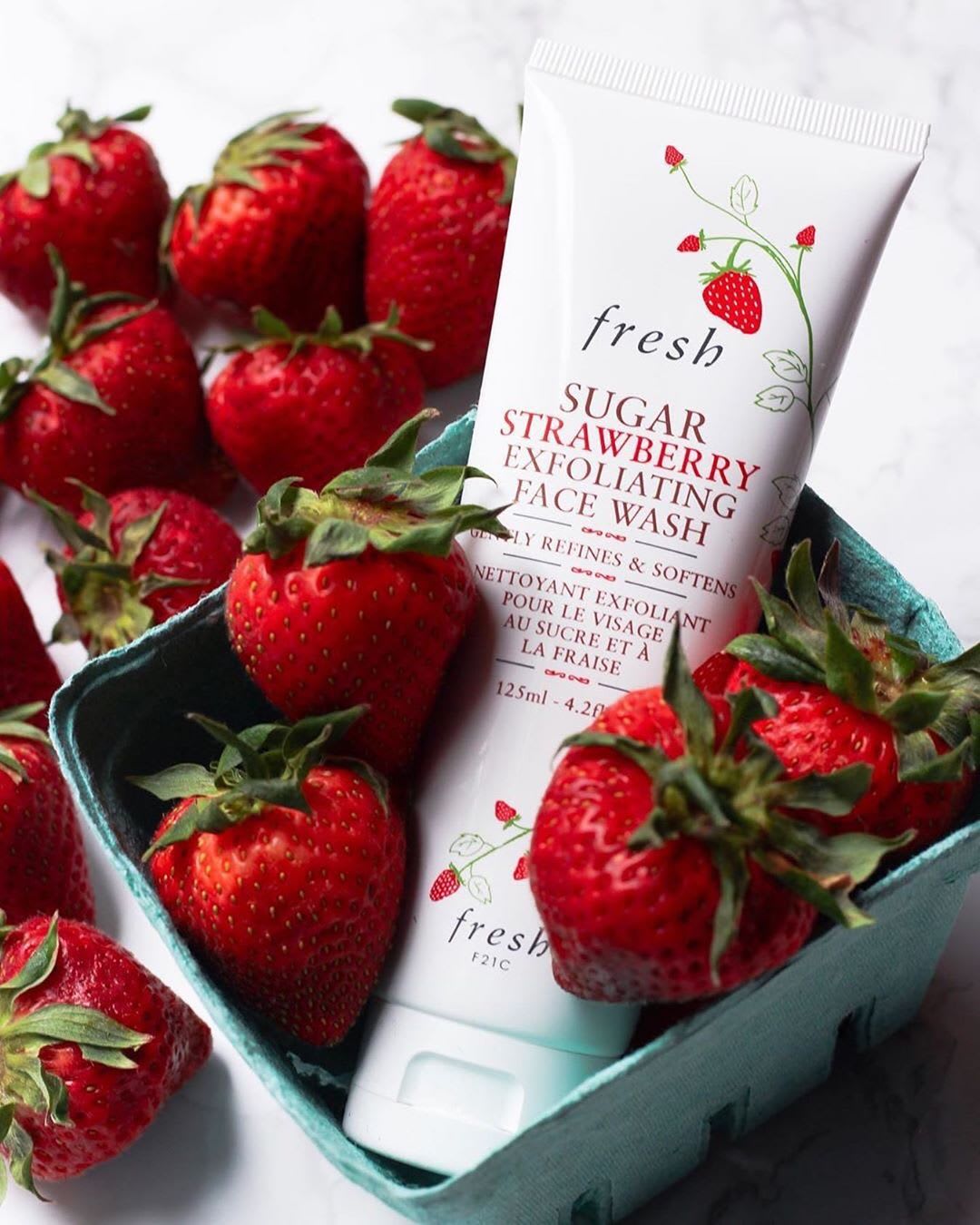 Sugar Strawberry Exfoliating Face Wash