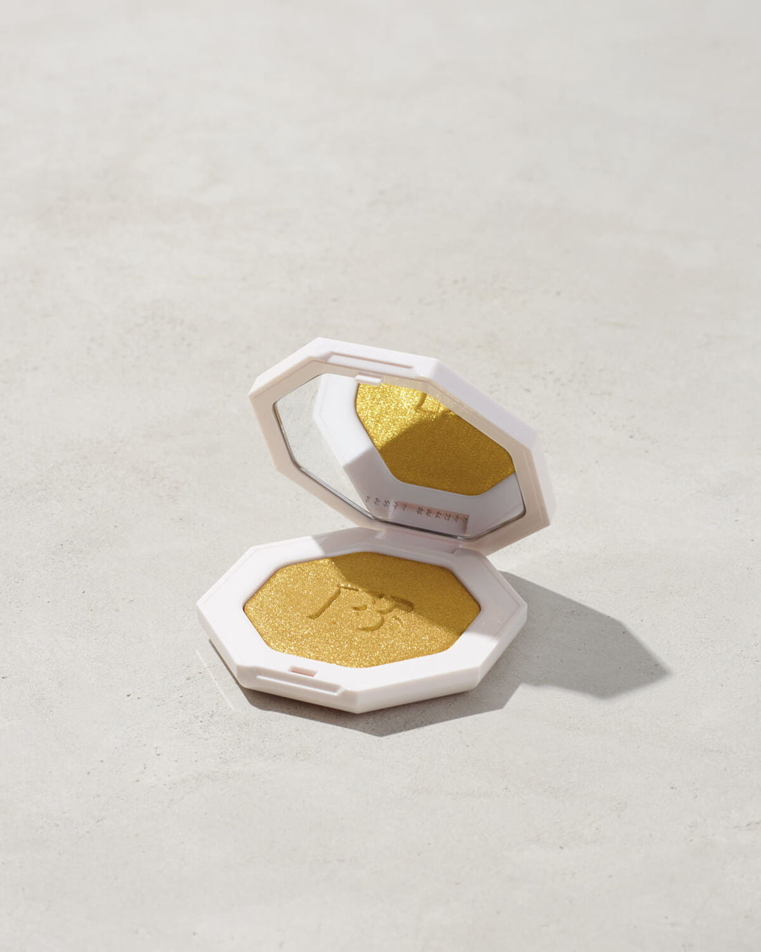 Fenty Beauty Killawatt Freestyle Highlighter
