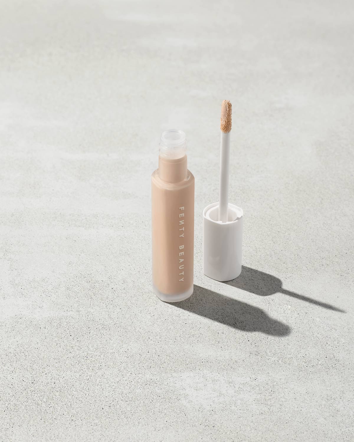 Fenty Beauty Pro Filt'r Instant Retouch Concealer