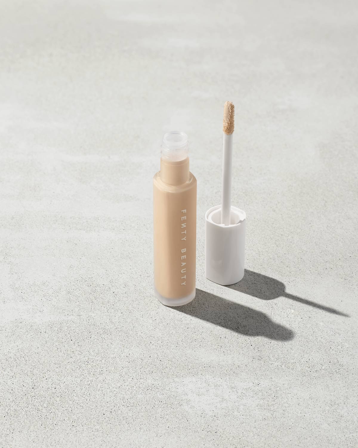 Fenty Beauty Pro Filt'r Instant Retouch Concealer