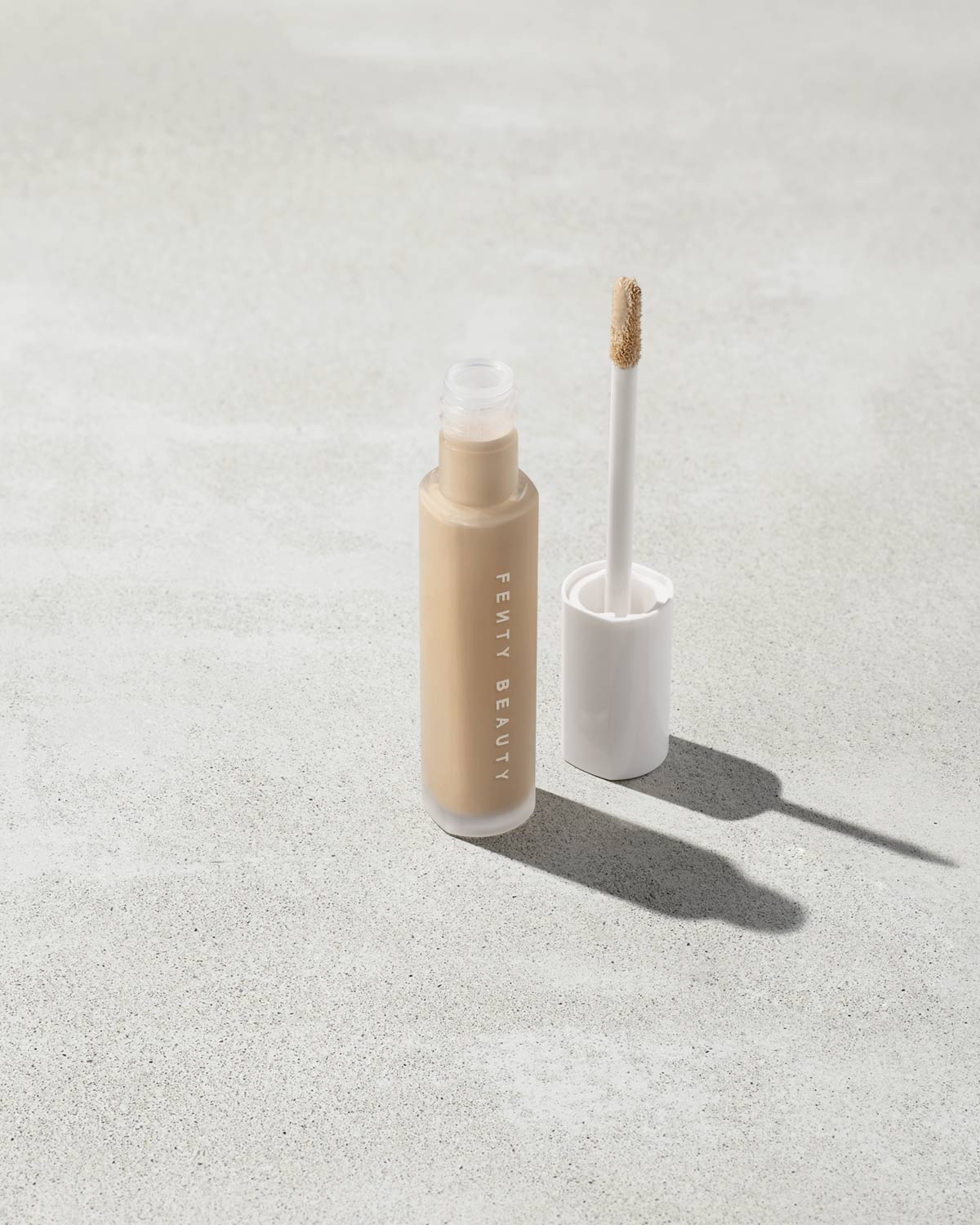 Fenty Beauty Pro Filt'r Instant Retouch Concealer