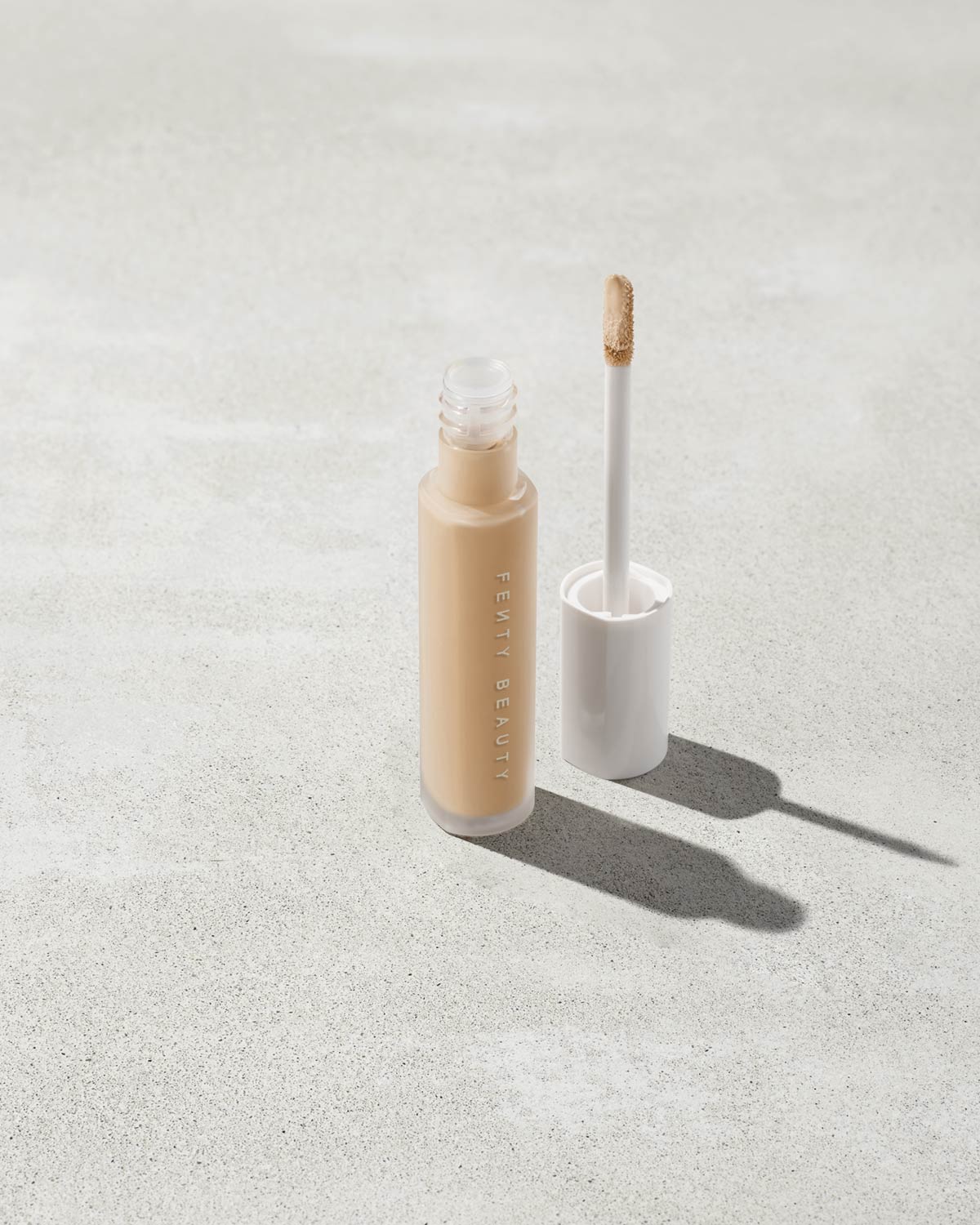 Fenty Beauty Pro Filt'r Instant Retouch Concealer