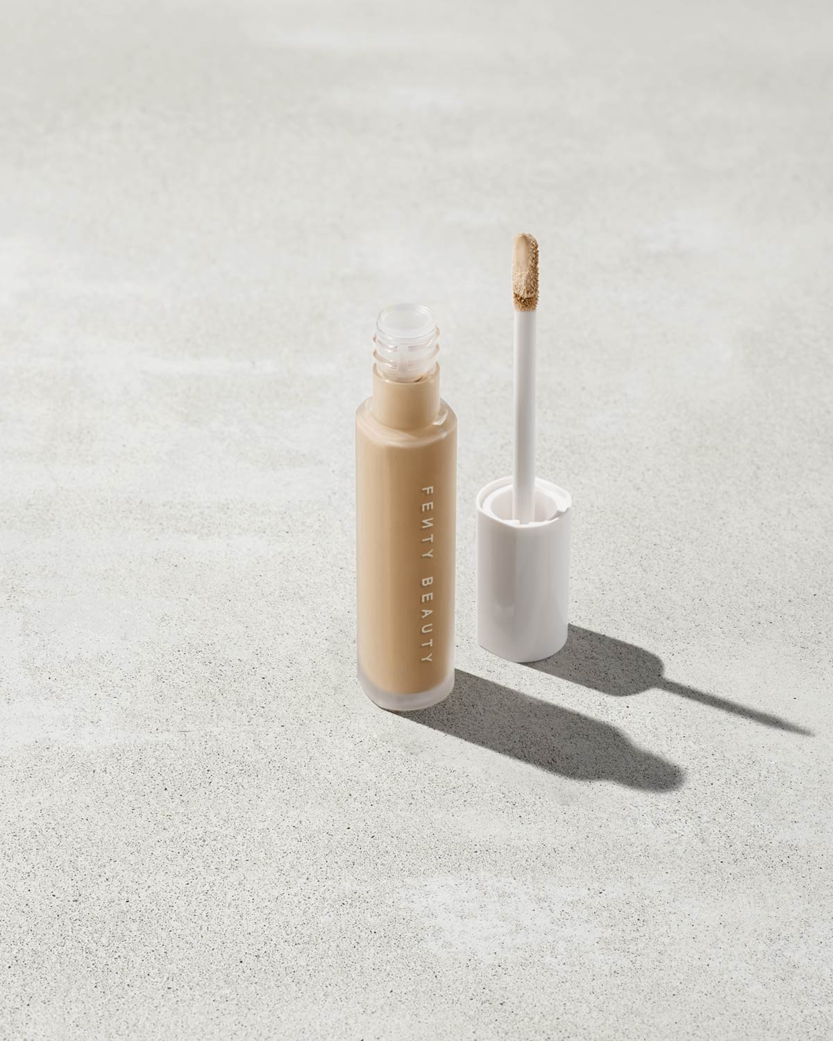 Fenty Beauty Pro Filt'r Instant Retouch Concealer