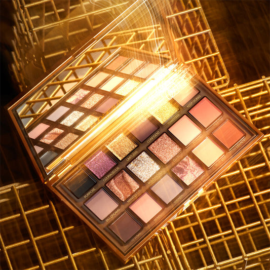 Huda Beauty Empowered Palette